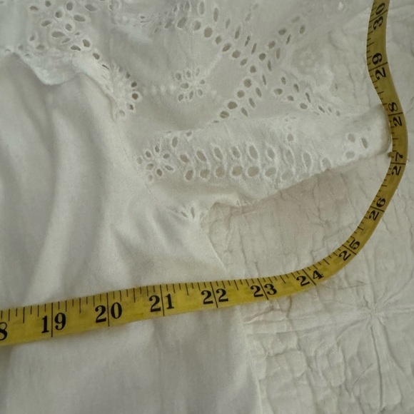 Bluheaven 100% cotton white flowy dress. V neck, eyelet trim Size Medium - Picture 10 of 11